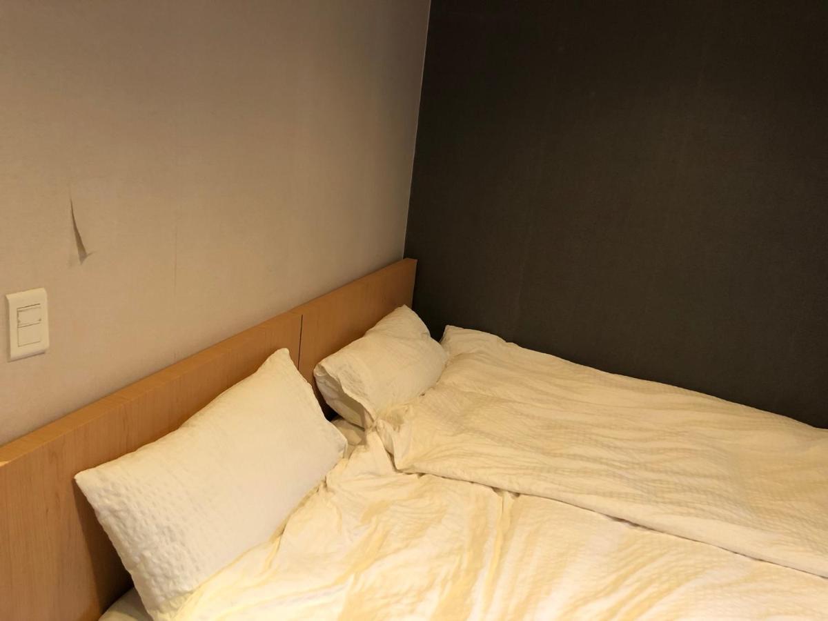 Chris Hostel Seoul Eksteriør billede