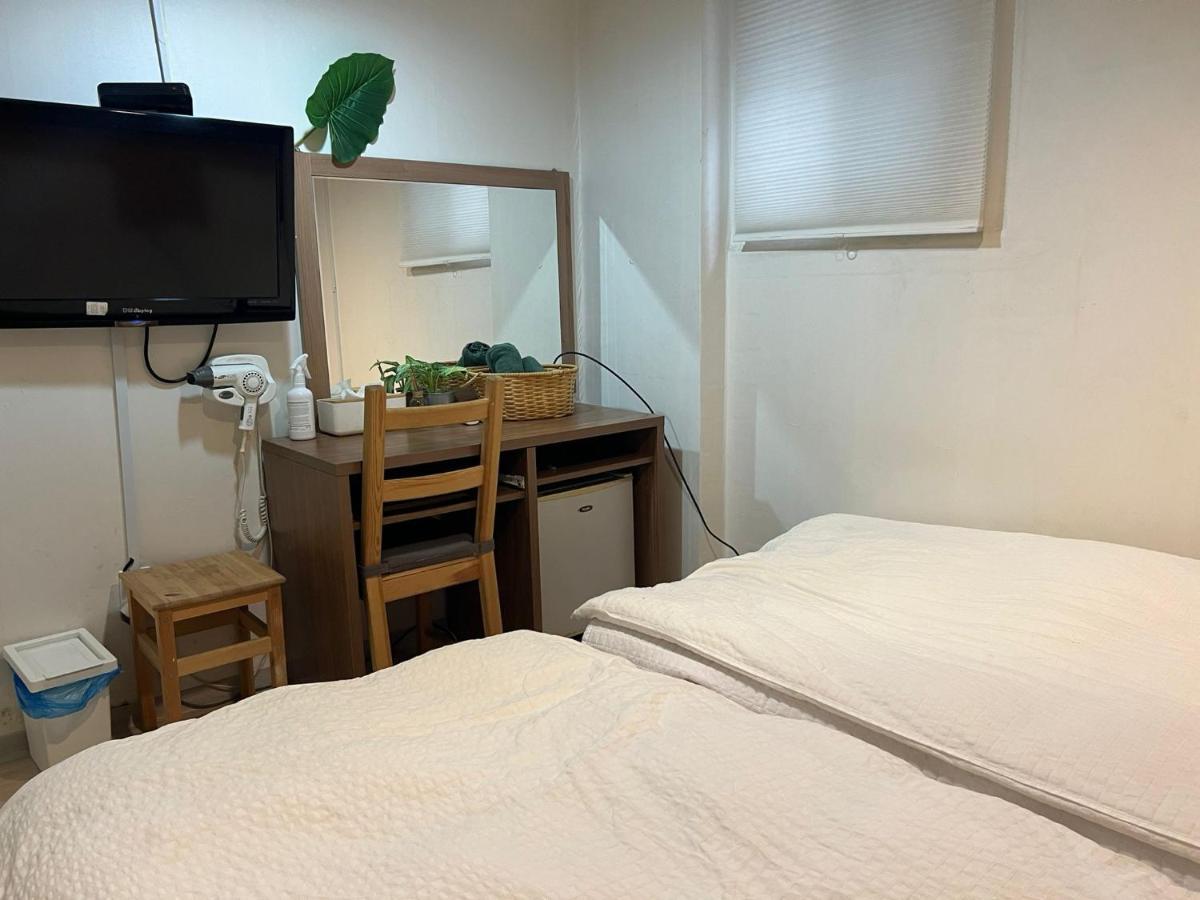 Chris Hostel Seoul Eksteriør billede